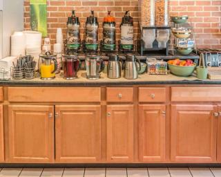 Quality Inn Royle - 1