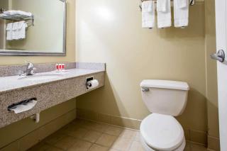 Econo Lodge Harrisburg - Hershey - Harrisburg - 1