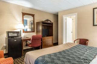 Econo Lodge Cranston - Providence - Cranston - 7