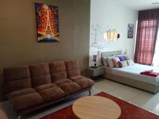 Bangi Studio Suite - Netflix - Kampong Sungai Ramal Dalam - 9