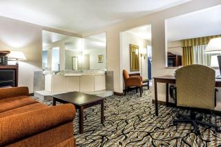 Quality Inn at the Park - Fort Mill - 6
