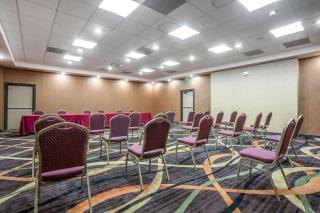 Clarion Hotel Fort Mill Near Amusement Park - Fort Mill - 4