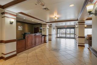 Sleep Inn & Suites - Manchester - 8