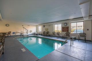 Sleep Inn & Suites Manchester near Arnold AFB - 2