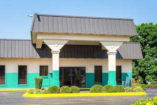 Quality Inn - Hurricane Mills - 9