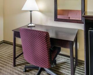 Quality Inn Mt Pleasant - 1