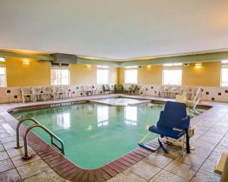Comfort Suites - Brenham - 1