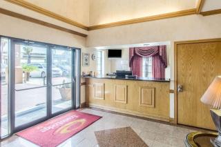 Econo Lodge Inn & Suites Corpus Christi - Corpus Christi - 3