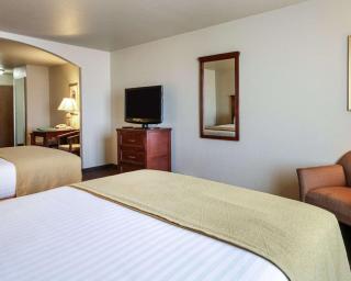 Comfort Inn & Suites - Lubbock - 7