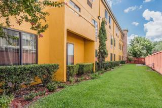 Comfort Inn Dallas Park Central - Dallas - 9