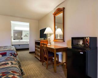 Econo Lodge - Richmond - 5