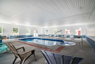 Econo Lodge - Brattleboro - 8