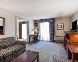 Quality Inn & Suites Everett - 7