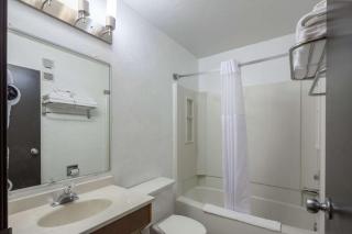 Quality Inn Moses Lake - 2