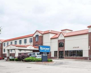 Rodeway Inn & Suites Milwaukee Airport - Milwaukee - 9