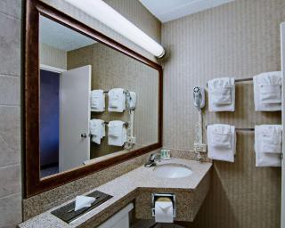 Quality Inn - Beckley - 1