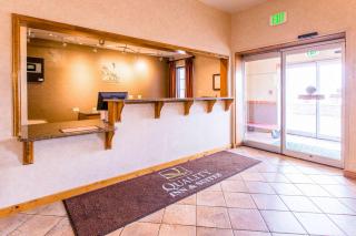 Quality Inn & Suites University - Laramie - 2