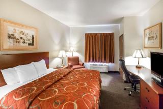 Quality Inn Parsons North - 8