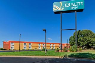 Quality Inn South - Wichita - 0