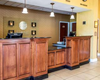 Comfort Inn & Suites Franklin East - Franklin - 1