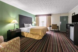 Quality Inn & Suites - 8