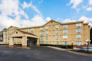 Quality Suites Atlanta Airport East - Forest Park - 9