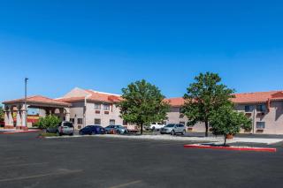 Quality Inn & Suites Albuquerque North near Balloon Fiesta Park - Albuquerque - 6