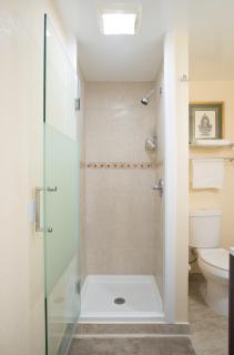 Mount Royal Inn - 5