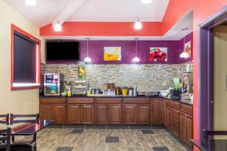Quality Inn Lamar - 2