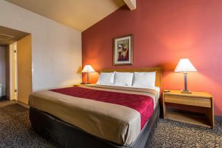 Rodeway Inn Brush - 7