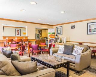 Quality Inn & Suites Golden - Denver West - Lakewood - 2