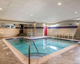 Sleep Inn & Suites Niantic North - 3