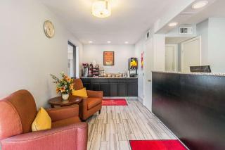 Econo Lodge North - Tallahassee - 7