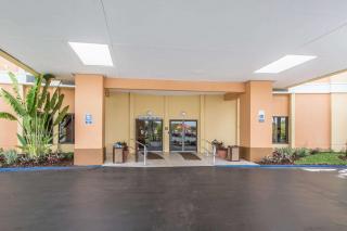 Comfort Inn & Suites Kissimmee by the Parks - Orlando - 8