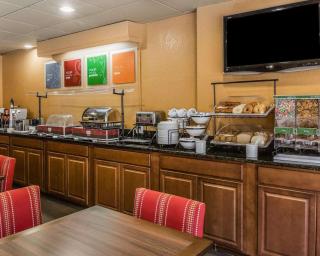 Comfort Inn & Suites Lakeland North I-4 - Lakeland - 1