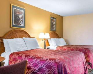 Econo Lodge Dalton West - 7