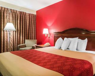 Econo Lodge - Atlanta - 1
