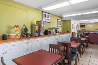Rodeway Inn - Augusta - 1