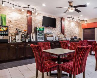 Quality Inn & Suites Des Moines Airport - Des Moines - 2