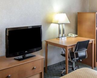 Quality Inn at Collins Road - Cedar Rapids - Cedar Rapids - 4