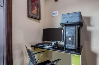 Quality Inn Coralville - Iowa River Landing - Coralville - 8