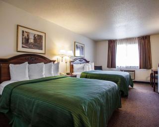 Quality Inn & Suites Eldridge Davenport North - 2