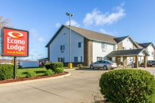 Econo Lodge & Suites - Pekin - 9