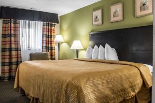 Quality Inn & Suites Moline - Quad Cities - Moline - 8