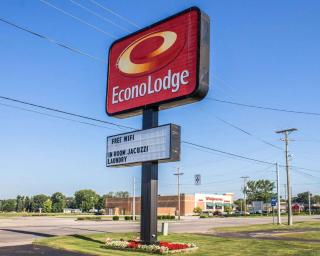 Econo Lodge Elkhart North - 8
