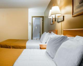 Econo Lodge Elkhart North - 4