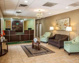 Quality Inn - Huntingburg - 4