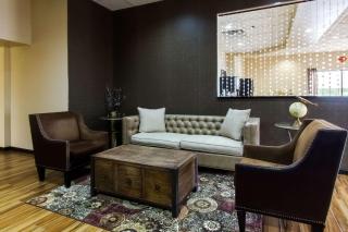 Quality Inn & Suites Moline - Quad Cities - 2