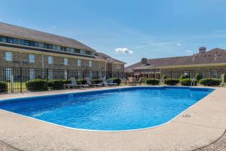 Quality Inn & Suites Bedford West - Bedford - 5