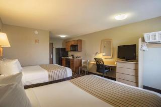 Birch Hill Suites Clarksville-Louisville North - 2